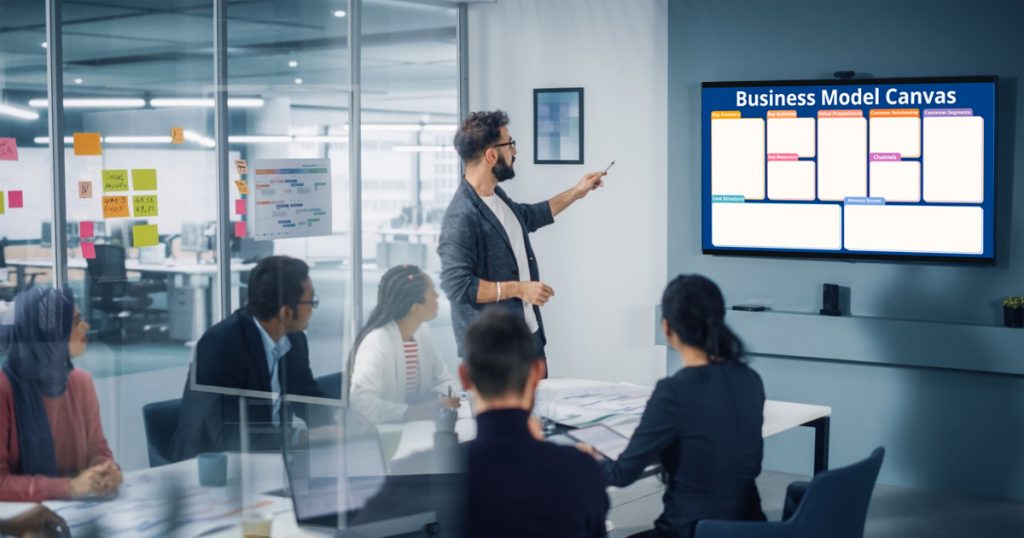 We Are Social: Vietnam Digital 2025